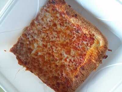 Ringling Pizza And Grill