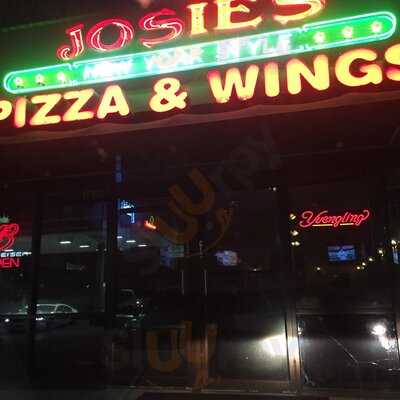 Josie's Pizza & Wings