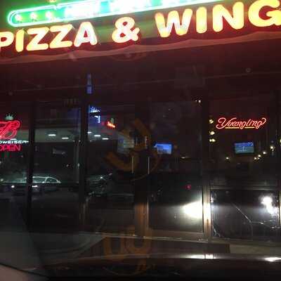 Josie's Pizza & Wings