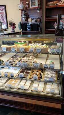 Backhaus German Bakery & Deli