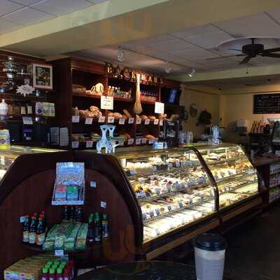 Backhaus German Bakery & Deli