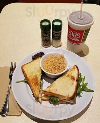 Zoes Kitchen
