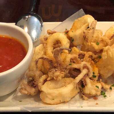 Antonio's Flying Pizza