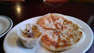 Yannis Greek Taverna