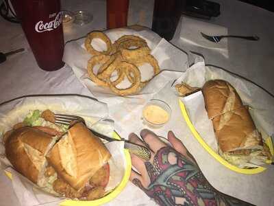 Little New Orleans Kitchen & Oyster Bar