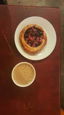 Local Market+coffee Bar