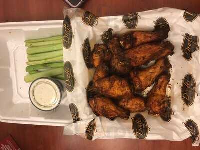 Drafts Sports Bar & Grill