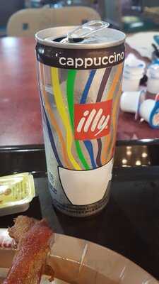 World Premiere Food Court