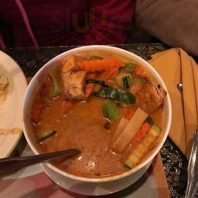 Ayothaya Thai Cuisine