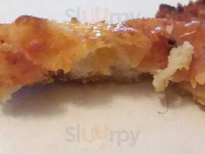 Hungry Howie's Pizza