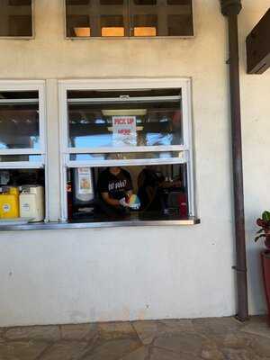 Waikiki Beachside Bistro