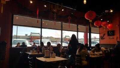 The Crawfish Pot N Oyster Bar