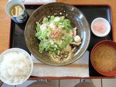 Hide-chan Restaurant