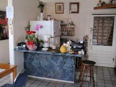 Hide-chan Restaurant