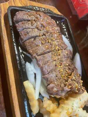 Izakaya  Pau Hana Base