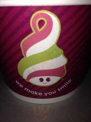 Menchies Frozen Yogurt