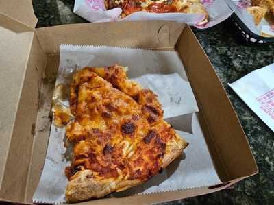 Salvatore's Old Fashioned Pizzeria