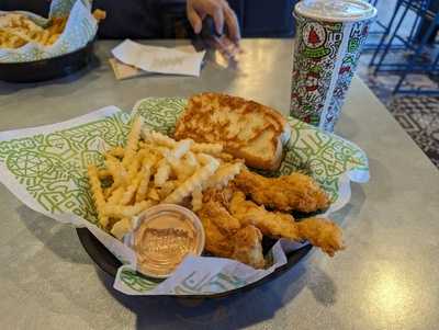 Raising Cane's Chicken Fingers