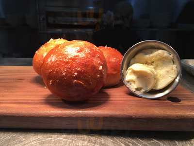 Relish Restaurant & Bar