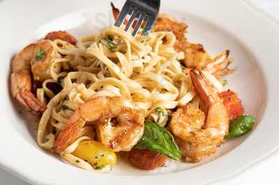 Relish Restaurant & Bar