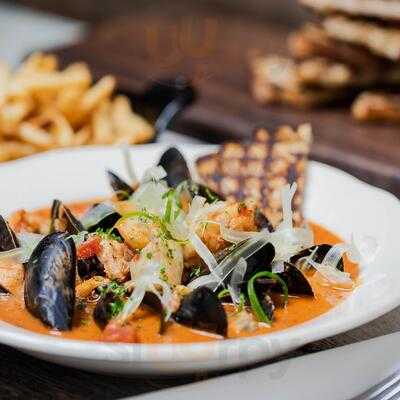 Relish Restaurant & Bar