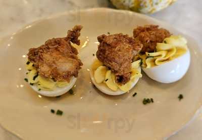 Relish Restaurant & Bar