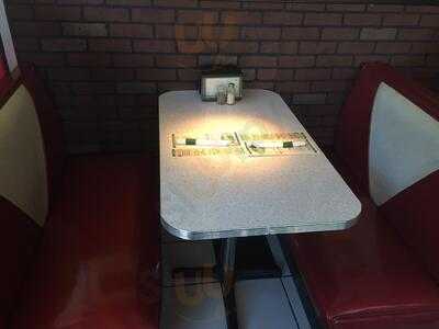 Proccolino's Pizzeria