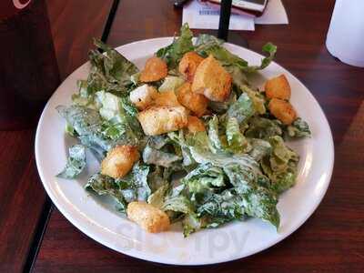 Pomodoro's Pasta & Pizzeria