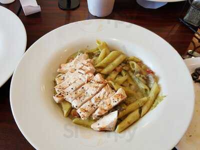 Pomodoro's Pasta & Pizzeria