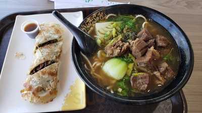 Izzy's Bakery & Cafe