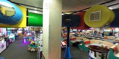Chuck E. Cheese