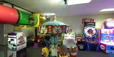 Chuck E. Cheese