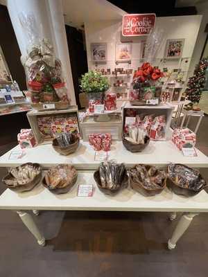 The Cookie Corner - Princess Kaiulani Hotel