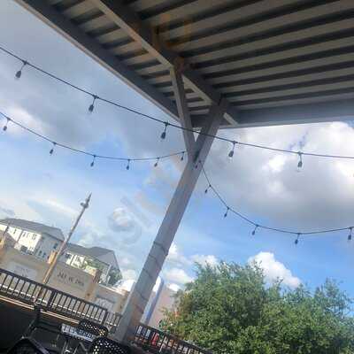 Harold's Restaurant, Bar, & Terrace