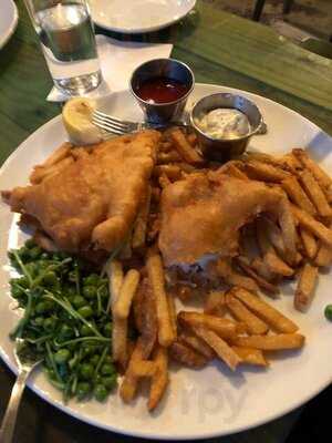 Harold's Restaurant, Bar, & Terrace