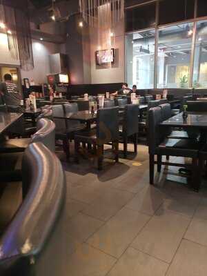 Bento Asian Kitchen & Sushi