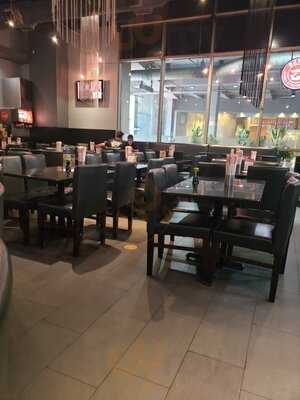 Bento Asian Kitchen & Sushi