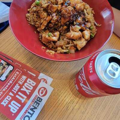 Bento Asian Kitchen & Sushi