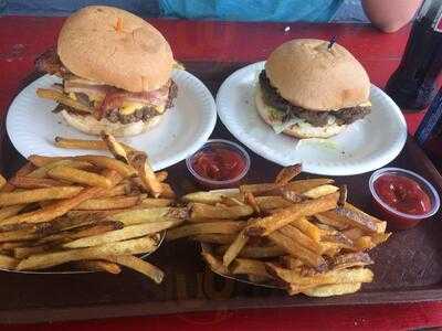 Hubcap Grill And Beer Yard