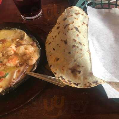 Los Cucos Mexican Cafe