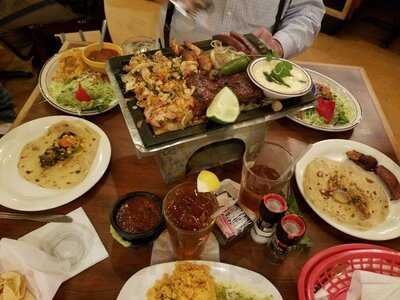 Los Cucos Mexican Cafe