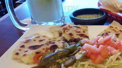 Los Cucos Mexican Cafe