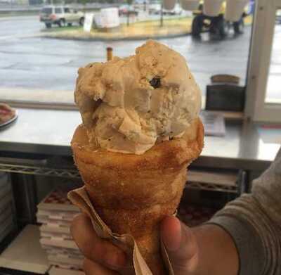 Arthur Jaxon Slice & Scoop