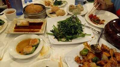 Golden Dim Sum Restaurant