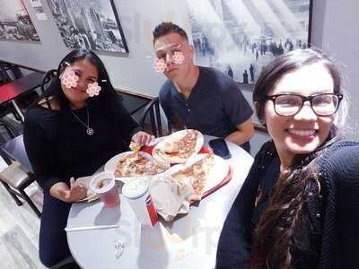 Gitto's Pizza Pasta & Pub