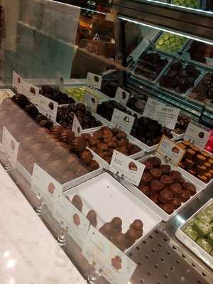 Godiva Chocolatier