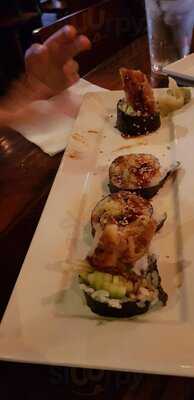 Mikoto Ramen And Sushi Bar