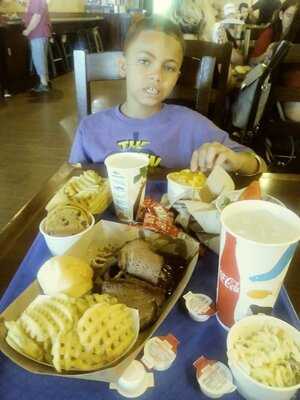 Voyager's Smokehouse