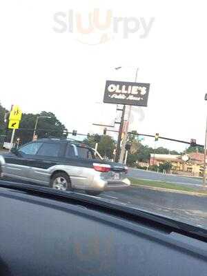 Ollie's Public House