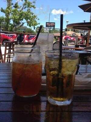 Ollie's Public House